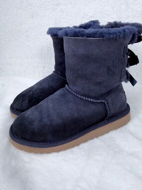 UGG Mini Bailey Bow II Boots Navy Blue Suede Sheepskin Youth Size 3 Cozy Winter